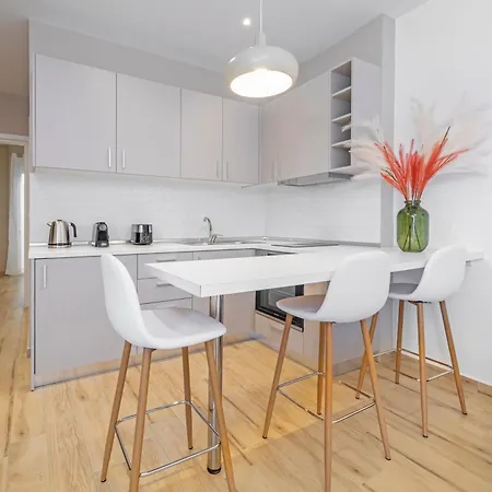 Apartament Helios *